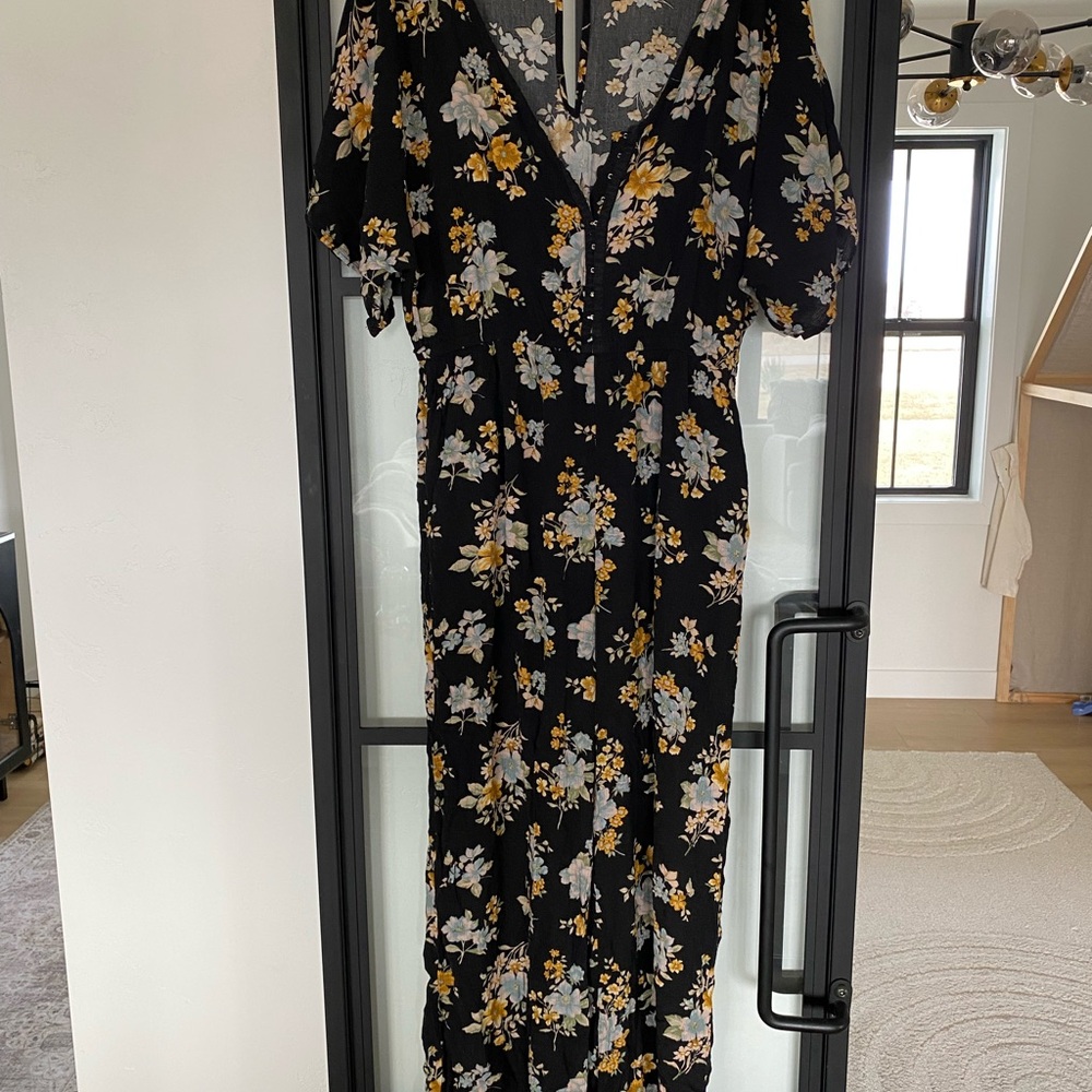 American Eagle Outfitters Black Floral jumpsuit